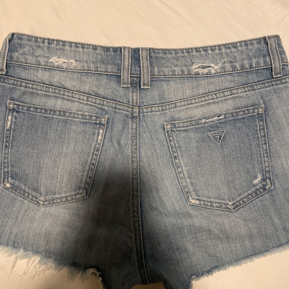 GUESS Distressed Denim Shorts - Picture 2 of 4